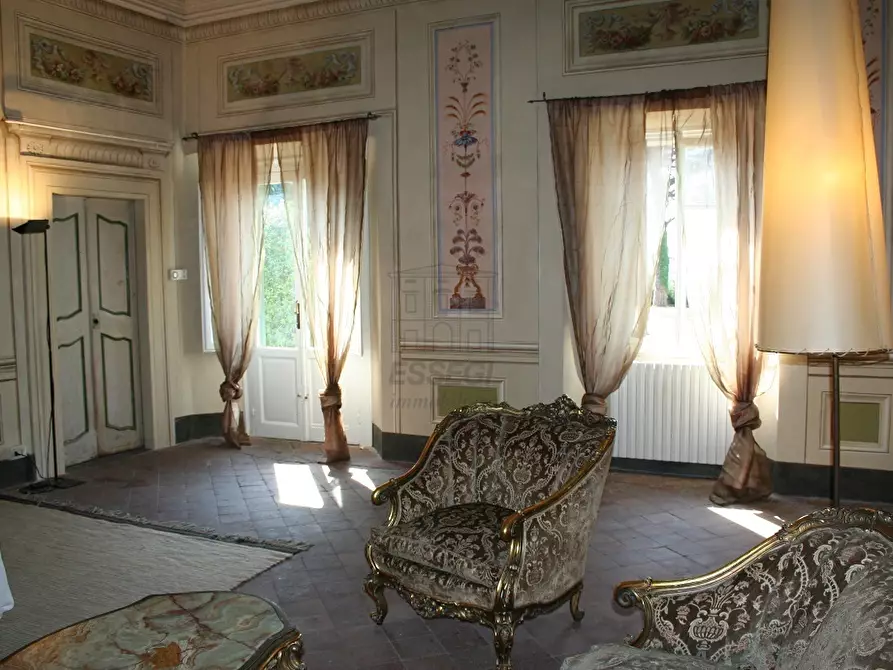 Immagine 19 di Rustico / casale in vendita  in Via di matraia a Lucca