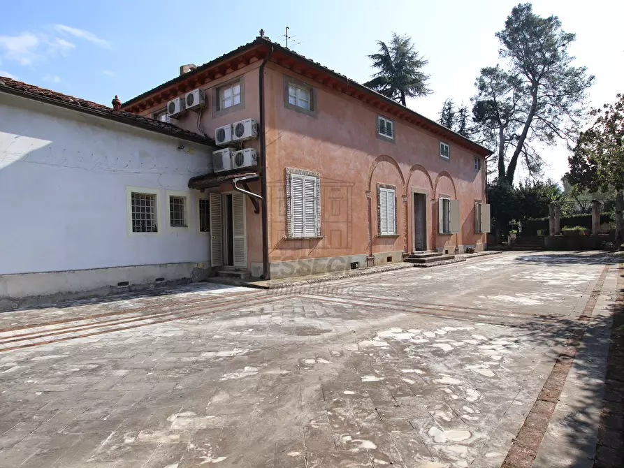 Immagine 43 di Villa in vendita  in Via del Cimitero ⅩⅩⅠⅠⅠ 676 a Lucca