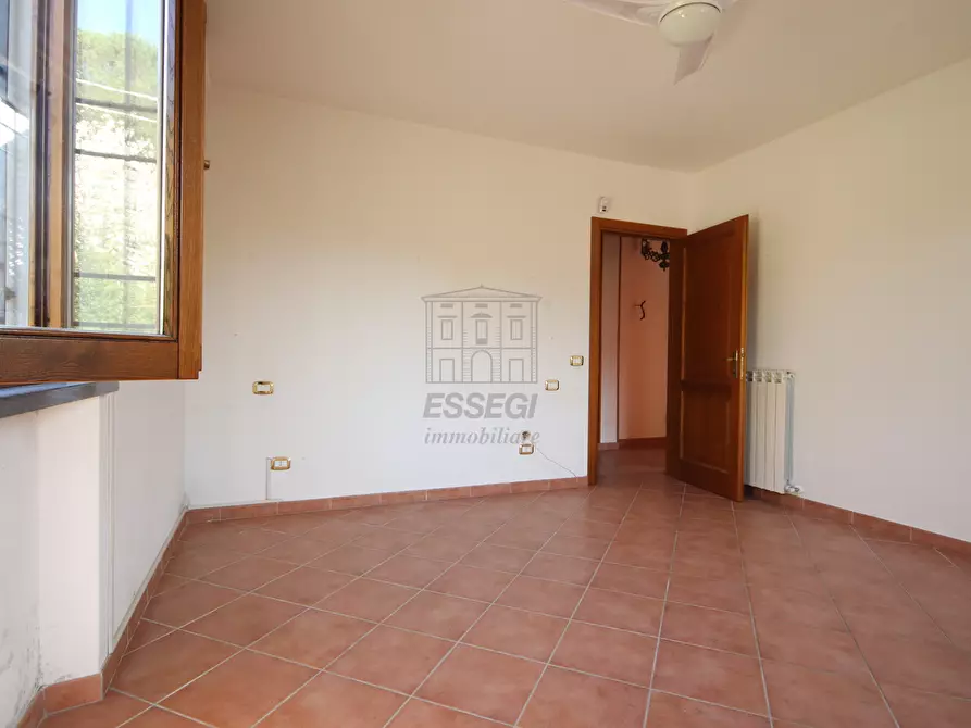 Immagine 8 di Casa indipendente in vendita  in Via di Tiglio 611 a Capannori