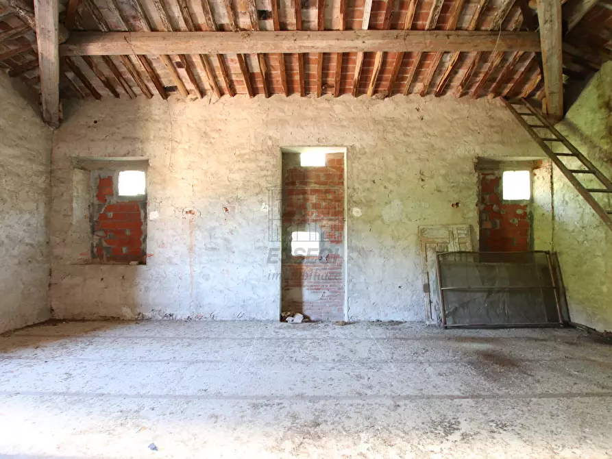 Immagine 4 di Rustico / casale in vendita  in Guamo 34A a Capannori