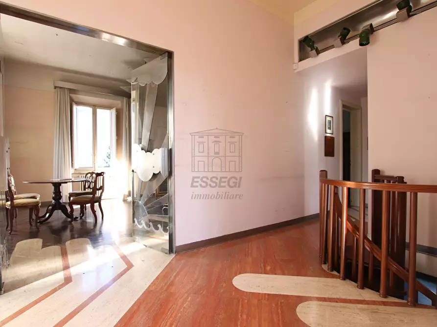 Immagine 34 di Villa in vendita  in via barsanti e matteucci a Lucca