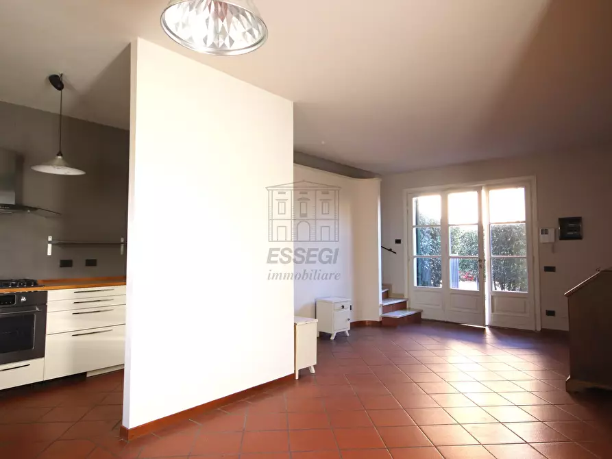 Immagine 6 di Appartamento in vendita  in Via dei Dorini a Lucca