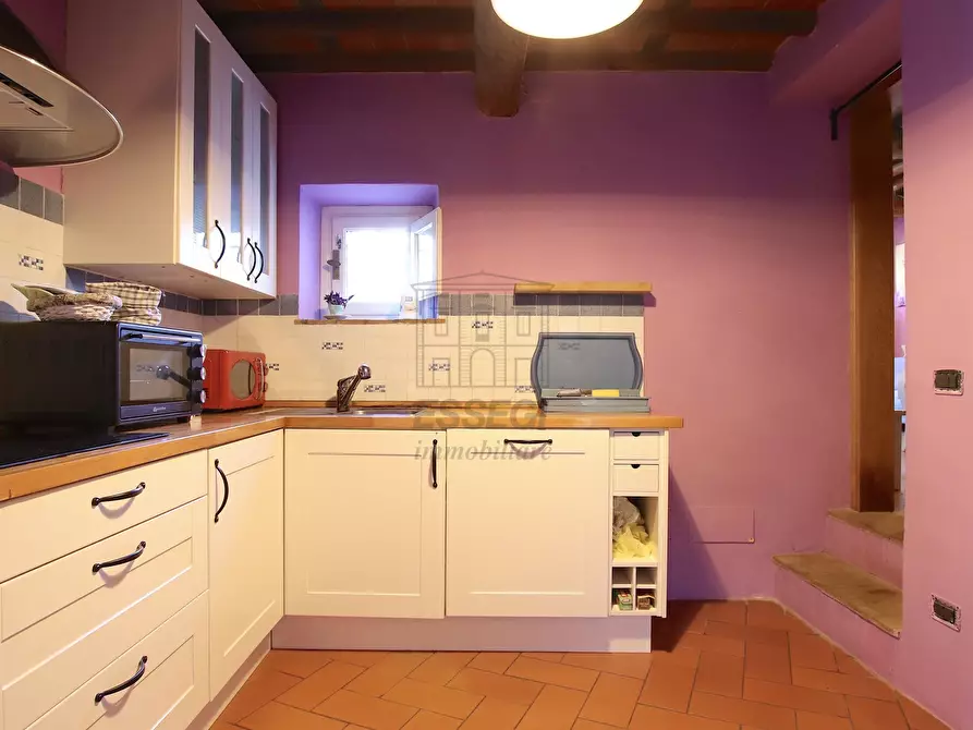 Immagine 11 di Rustico / casale in vendita  in Via Vergaglia 11 a Camaiore