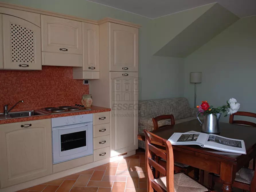 Immagine 27 di Rustico / casale in vendita  in Via di Montecarlo 59 a Lucca