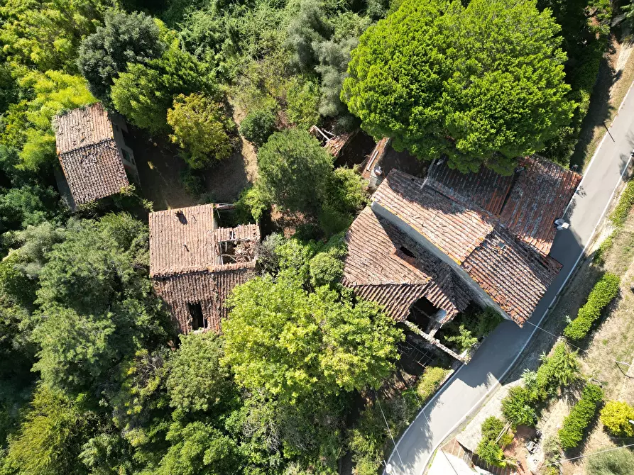 Immagine 7 di Rustico / casale in vendita  in via del Colle 355/E a Lucca