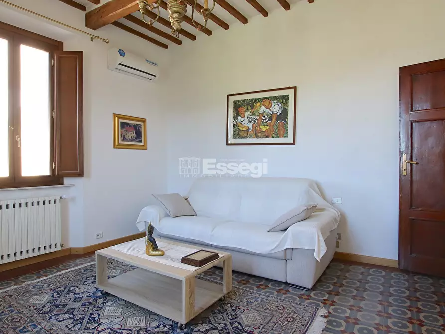 Immagine 8 di Villa in vendita  in Via Sarzanese 3542 a Lucca