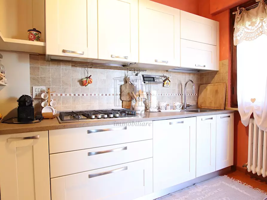 Immagine 26 di Villa in vendita  in Via Comunale Campolungo 51 a Lucca