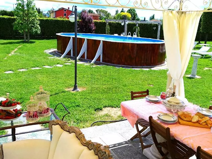 Immagine 4 di Villa in vendita  in Via Don Minzoni a Montecarlo