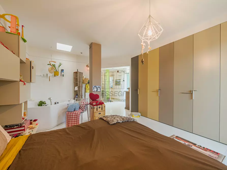 Immagine 18 di Attico in vendita  in Via delle Tagliate 114 a Lucca