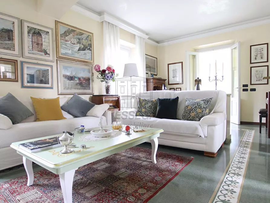 Immagine 11 di Villa in vendita  in Via dei Berti a Lucca