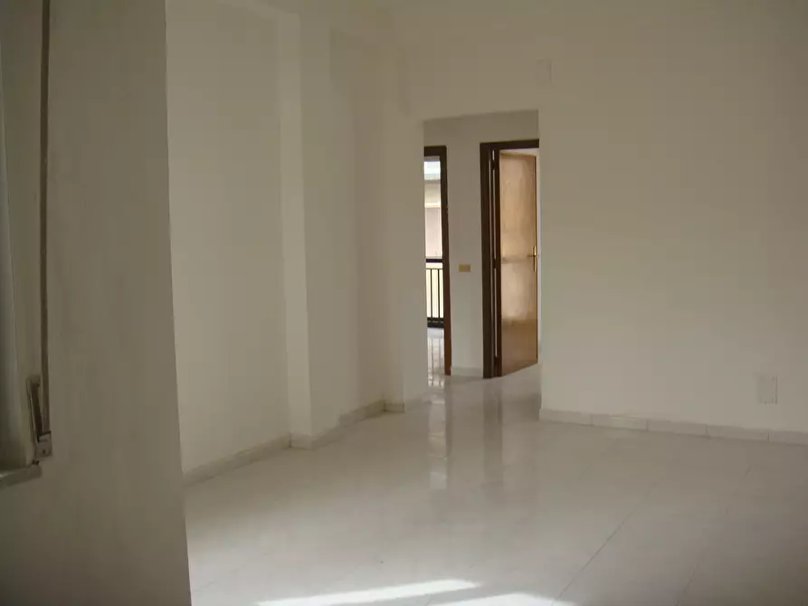 Immagine 1 di Trilocale in affitto  in Via Sbarre Centrali 677 a Reggio Di Calabria