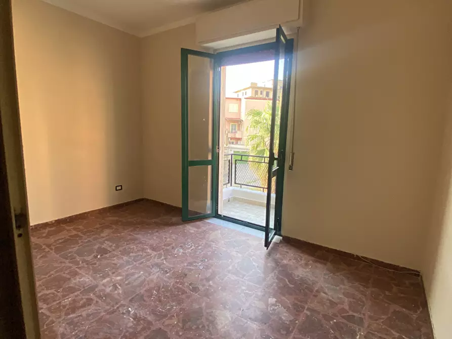Immagine 5 di Bilocale in affitto  in Case Popolari Via Saracinello 7-15 a Reggio Di Calabria