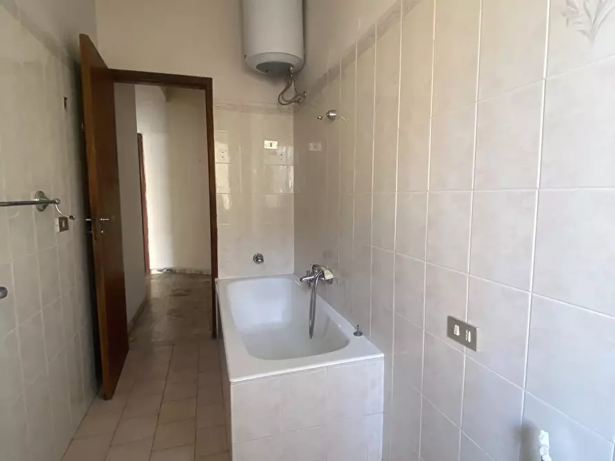 Immagine 18 di Quadrilocale in vendita  in Via San Pietro 34d a Reggio Di Calabria