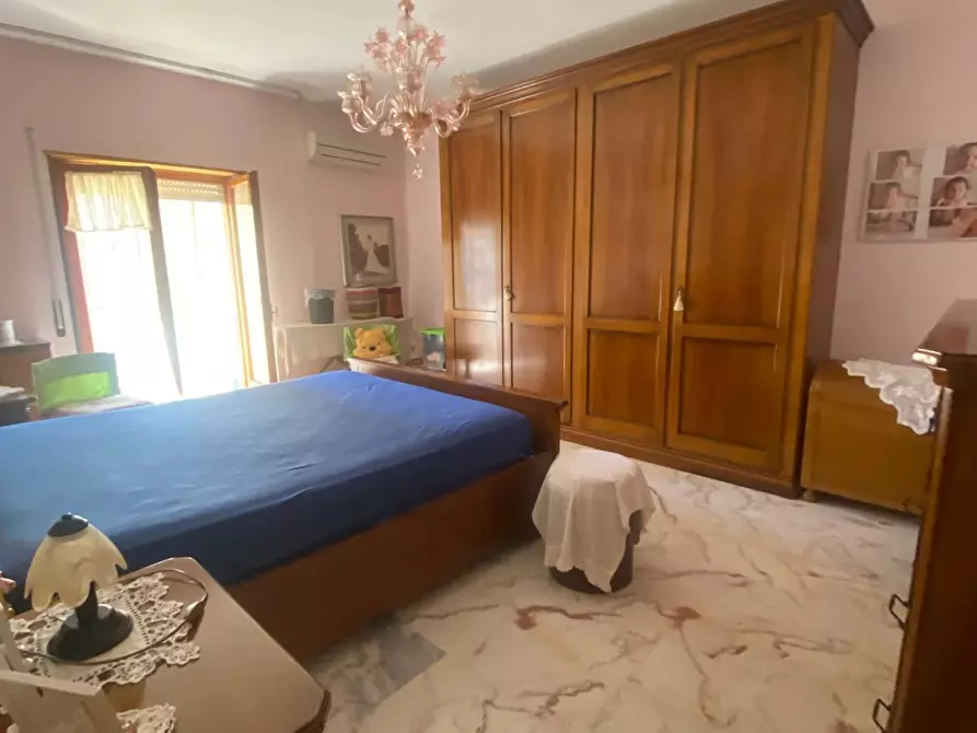 Immagine 17 di Pentalocale in vendita  in Viale Aldo Moro 15 a Bova Marina