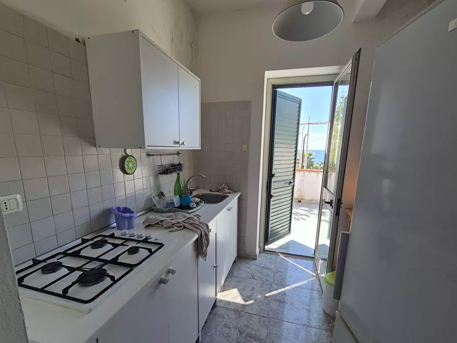 Immagine 11 di Casa trifamiliare in vendita  a Motta San Giovanni