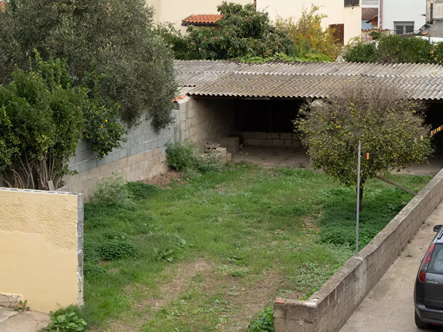 Immagine 10 di Casa indipendente in vendita  a Uta