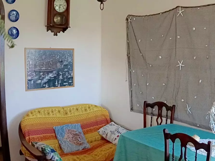 Immagine 3 di Pentalocale in vendita  a Fosdinovo