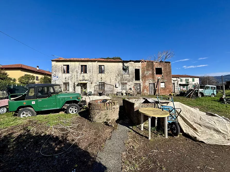 Immagine 3 di Rustico / casale in vendita  a Ameglia