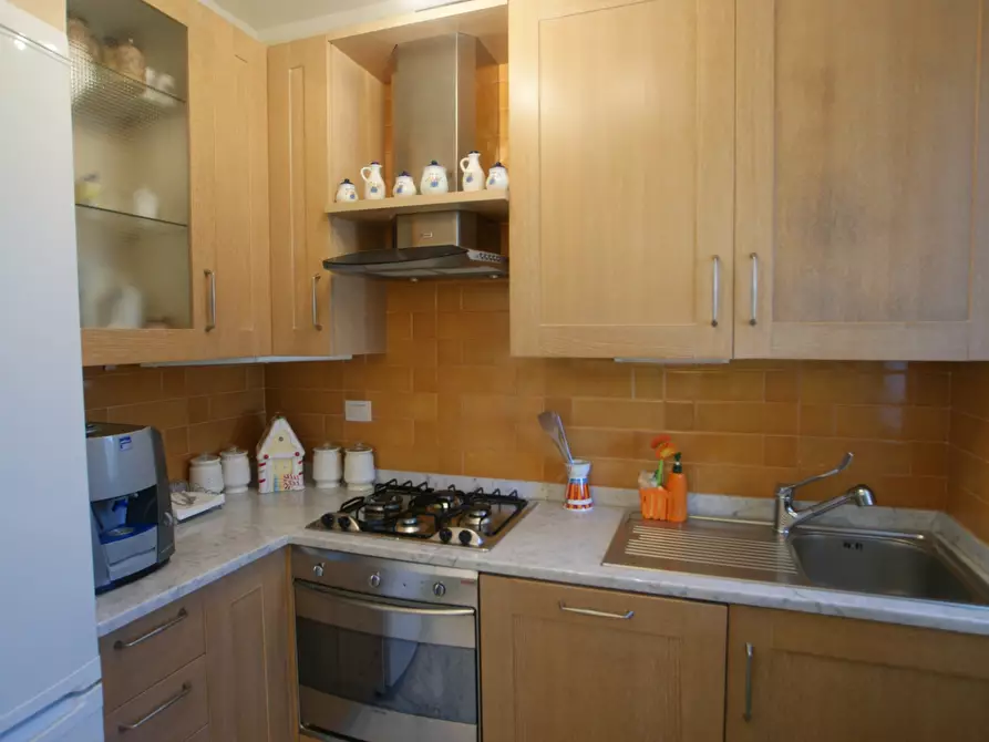 Immagine 7 di Casa semindipendente in vendita  a Castelnuovo Magra