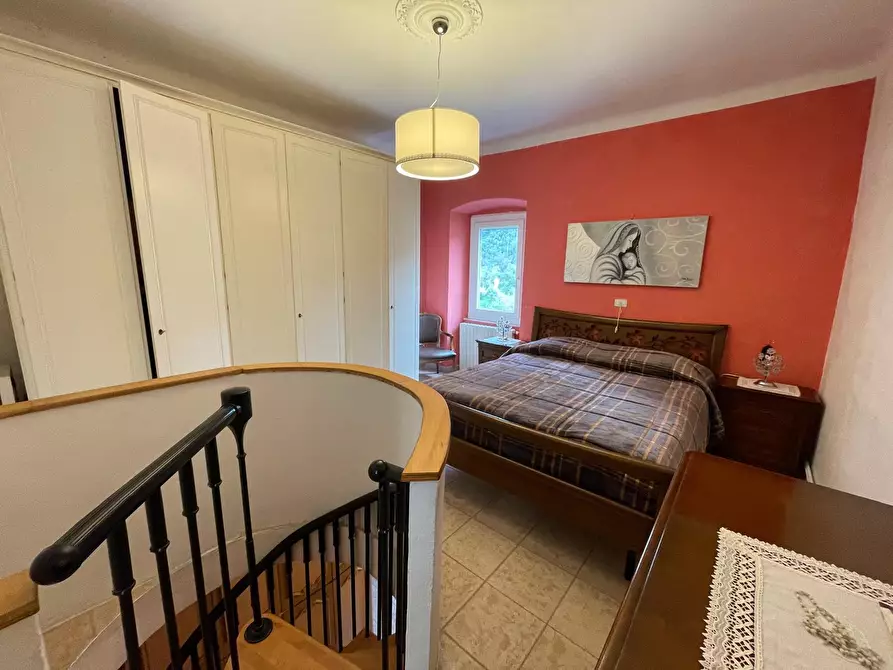 Immagine 16 di Porzione di casa in vendita  a Ameglia