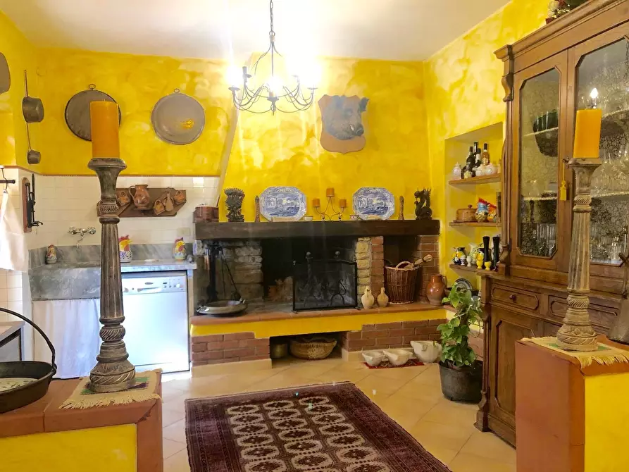 Immagine 17 di Casa semindipendente in vendita  a Castelnuovo Magra