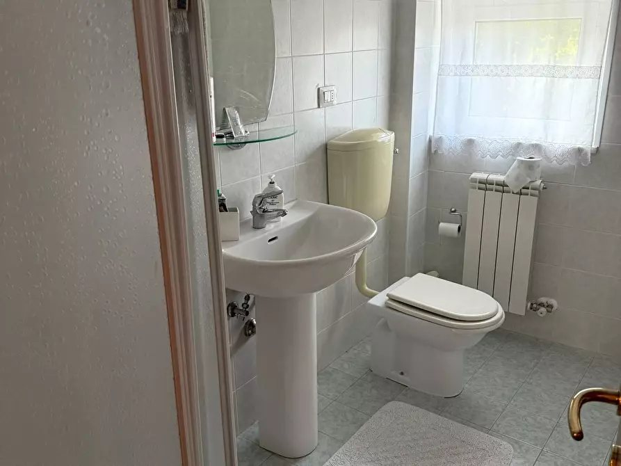 Immagine 22 di Trilocale in vendita  a Ameglia