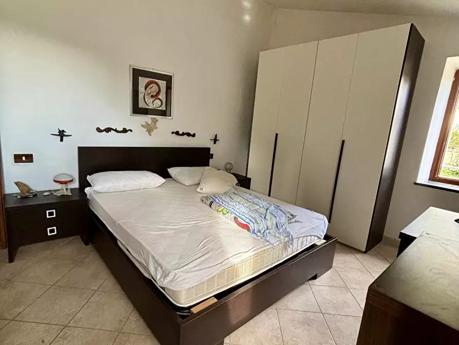 Immagine 12 di Porzione di casa in vendita  a Ameglia