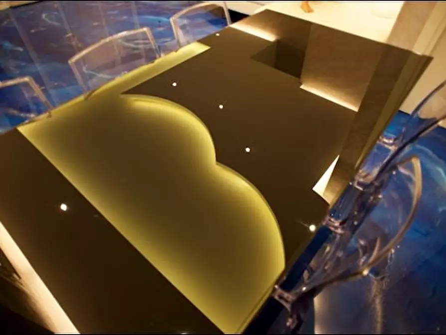 Immagine 12 di Casa semindipendente in vendita  a Lerici