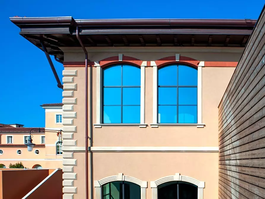 Immagine 7 di Quadrilocale in vendita  a Sarzana