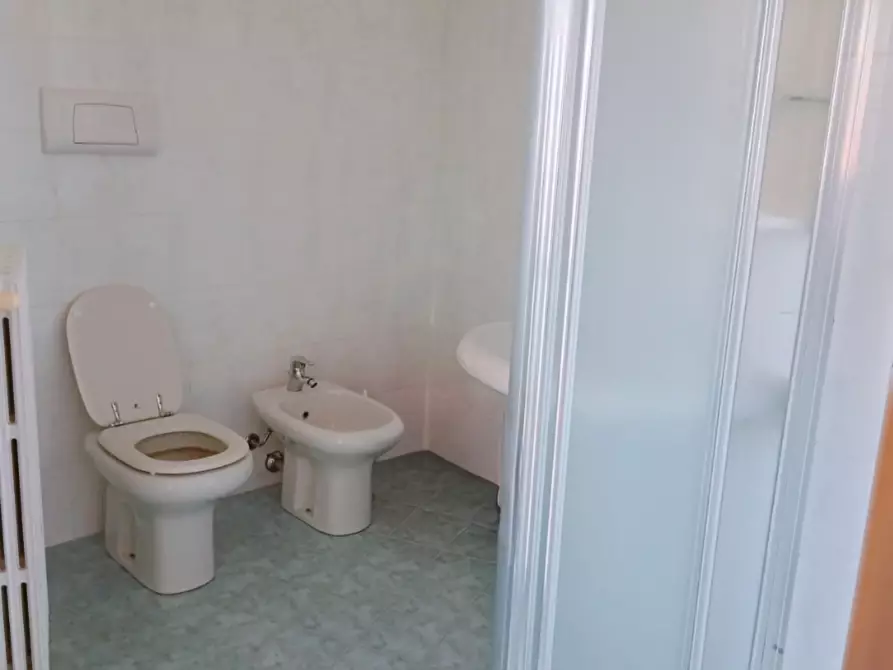 Immagine 22 di Quadrilocale in vendita  a Ameglia