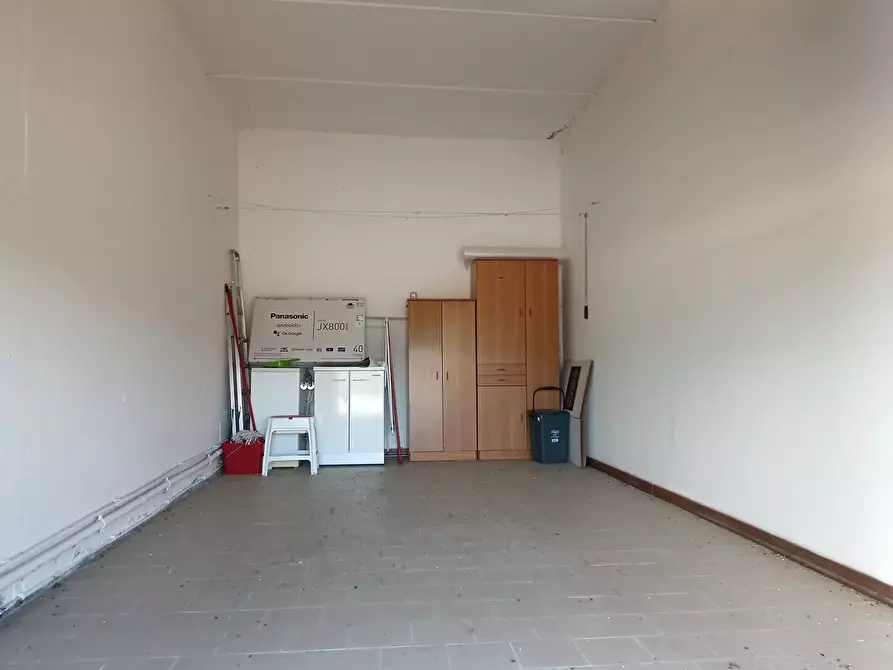 Immagine 21 di Trilocale in vendita  a Ameglia