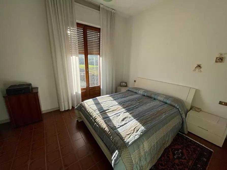 Immagine 11 di Pentalocale in vendita  a Ameglia