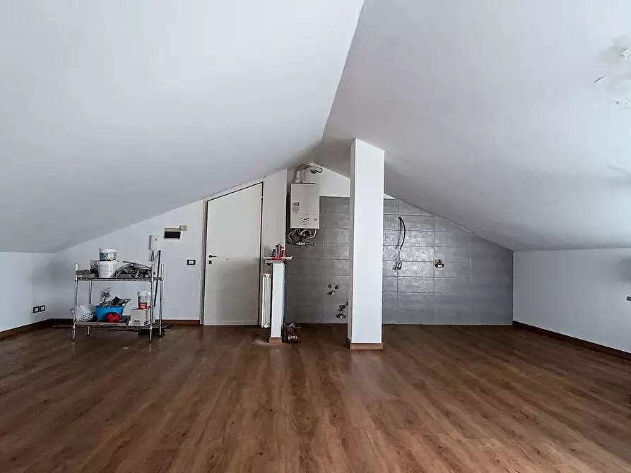 Immagine 13 di Mansarda in vendita  a Ameglia