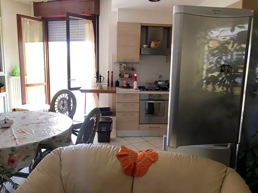 Immagine 4 di Bilocale in vendita  a Sarzana