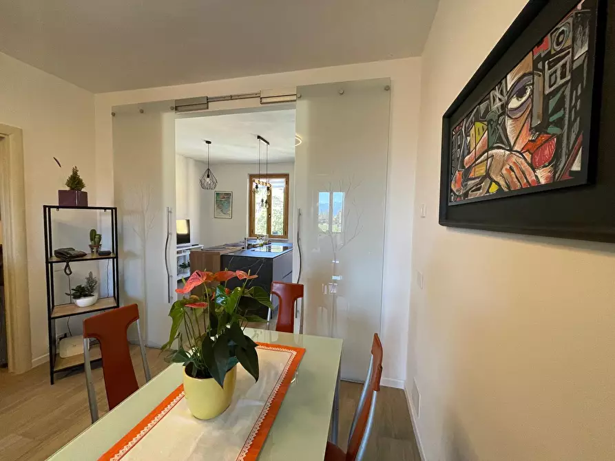 Immagine 8 di Quadrilocale in vendita  a Ameglia