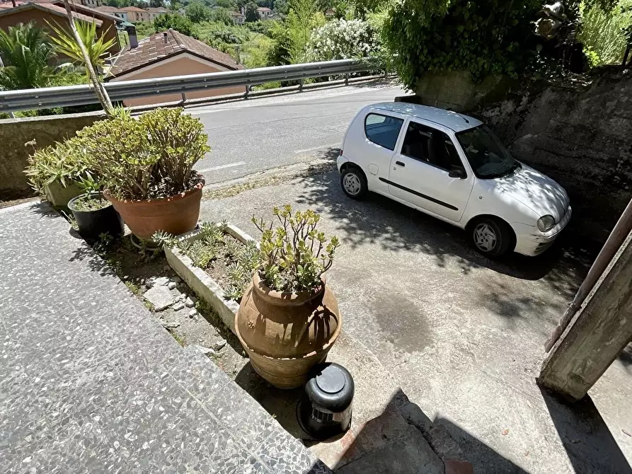 Immagine 15 di Casa semindipendente in vendita  a Ameglia