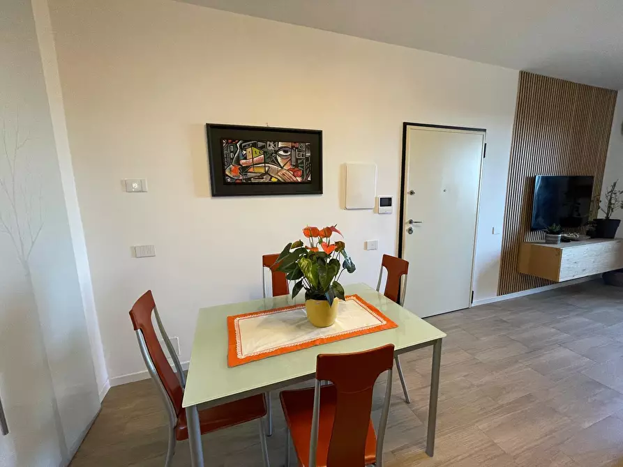 Immagine 7 di Quadrilocale in vendita  a Ameglia