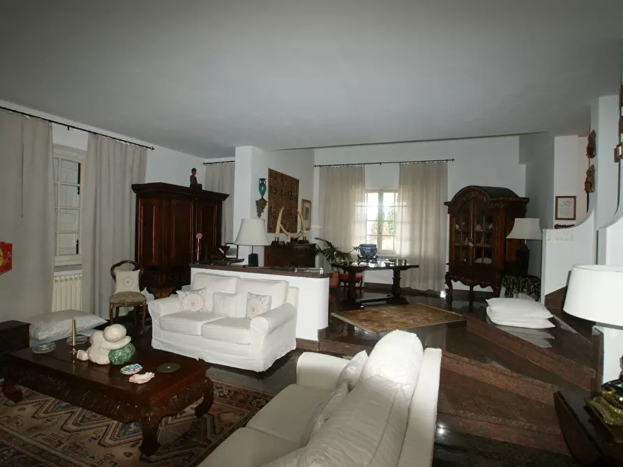 Immagine 15 di Casa indipendente in vendita  a Castelnuovo Magra