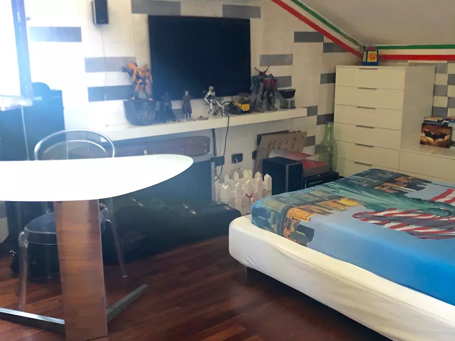 Immagine 12 di Villa in vendita  a Sarzana