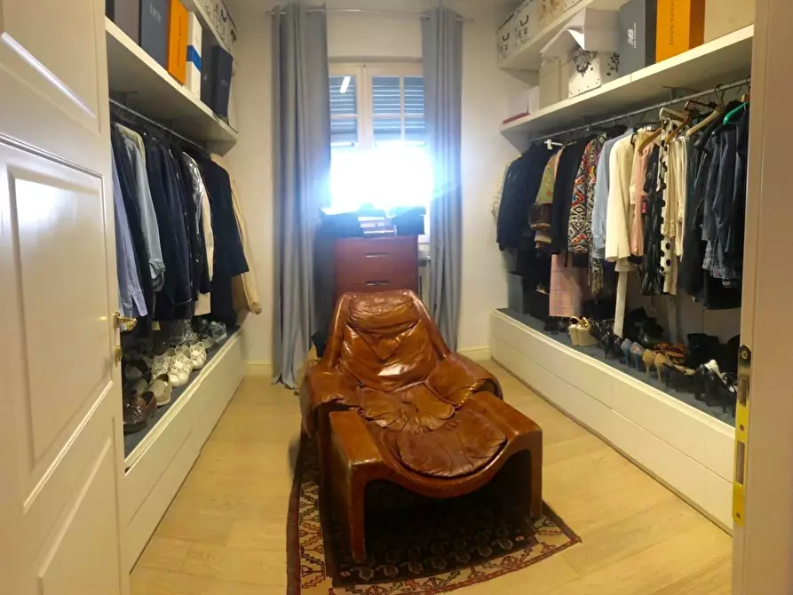 Immagine 17 di Villa in vendita  a Sarzana