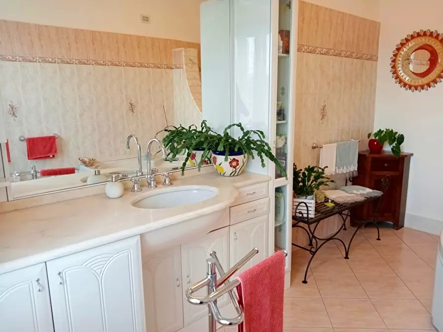 Immagine 10 di Casa semindipendente in vendita  a Santo Stefano Di Magra