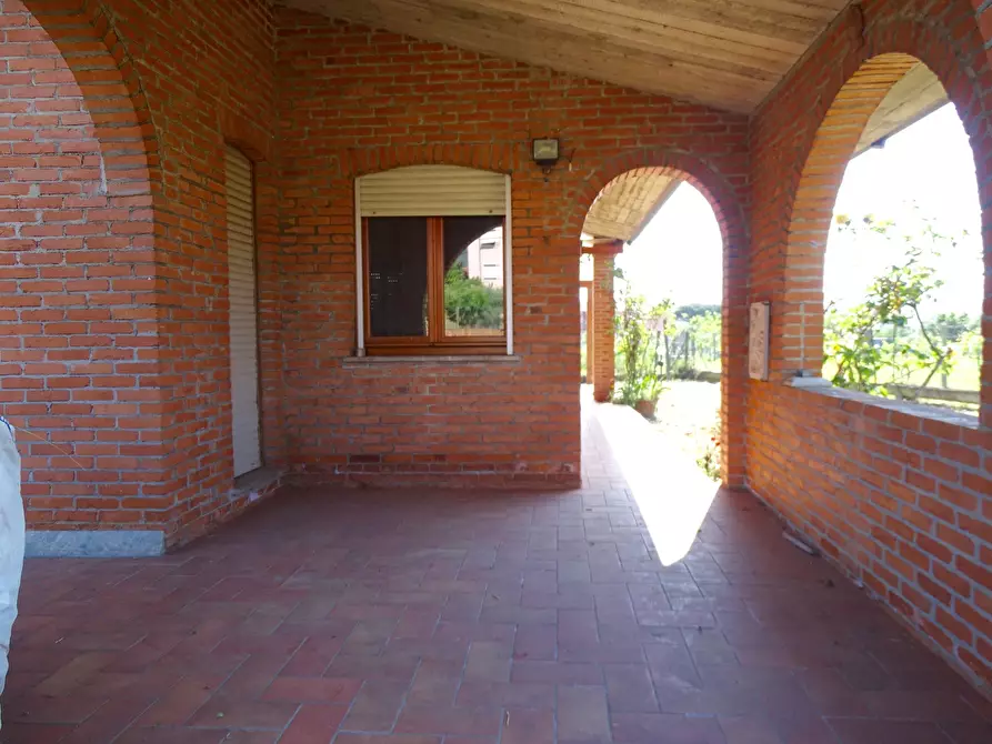 Immagine 21 di Villa in vendita  a Ortonovo