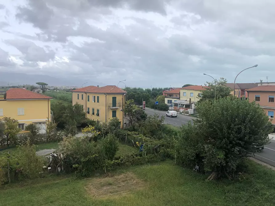 Immagine 5 di Quadrilocale in vendita  a Ameglia