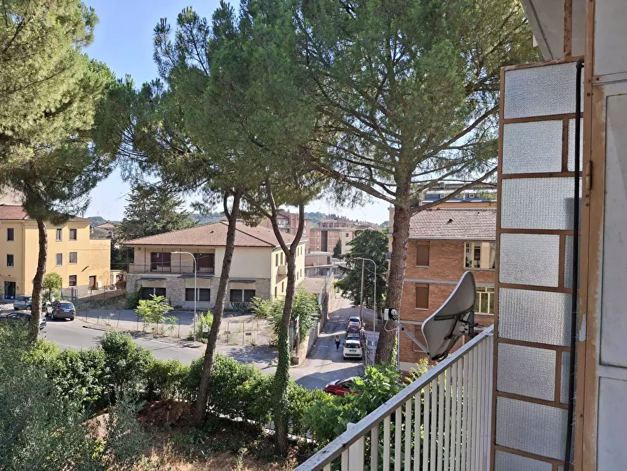Immagine 13 di Quadrilocale in affitto  in Via della Pallotta 14 a Perugia