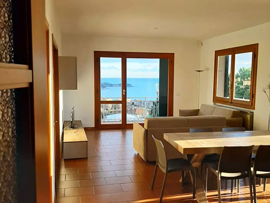 Immagine 5 di Appartamento in affitto  in tre strade a Lerici