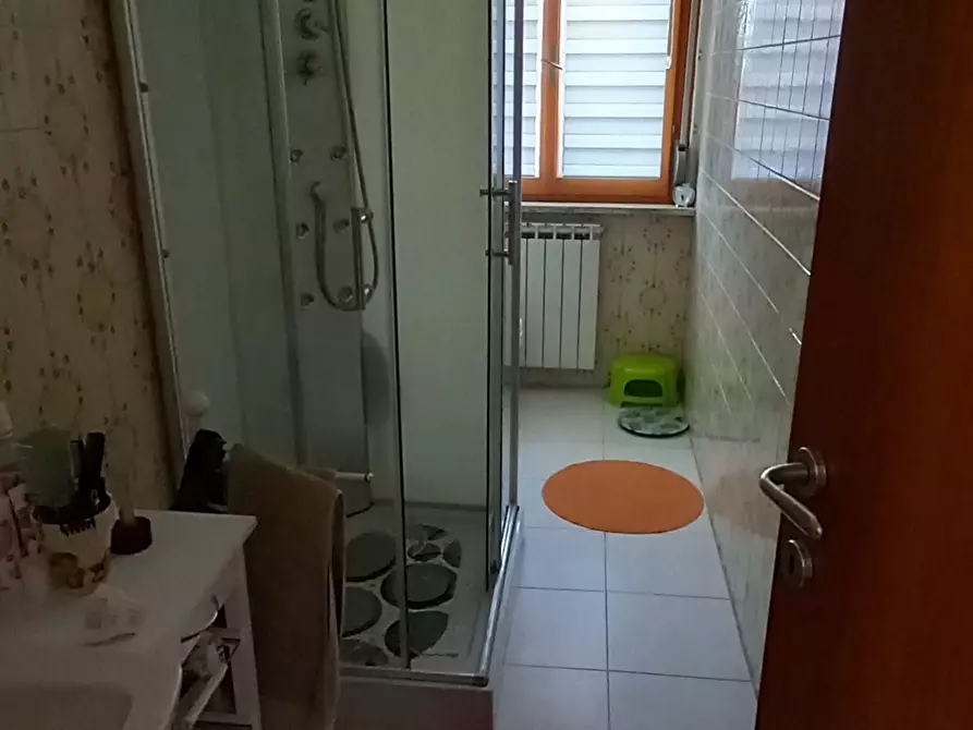 Immagine 14 di Appartamento in vendita  in Via Pietro Gori a Sarzana