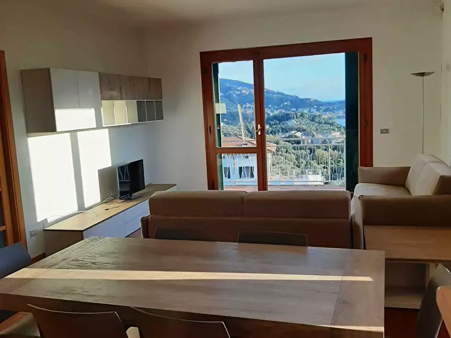 Immagine 1 di Appartamento in affitto  in tre strade a Lerici