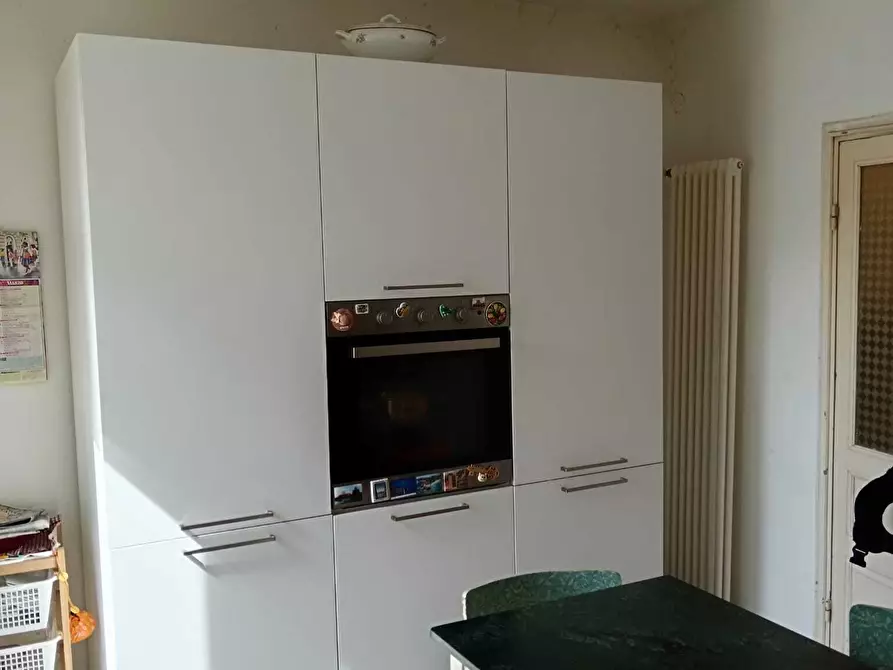 Immagine 2 di Appartamento in vendita  in via vitt. emanuele a Vezzano Ligure