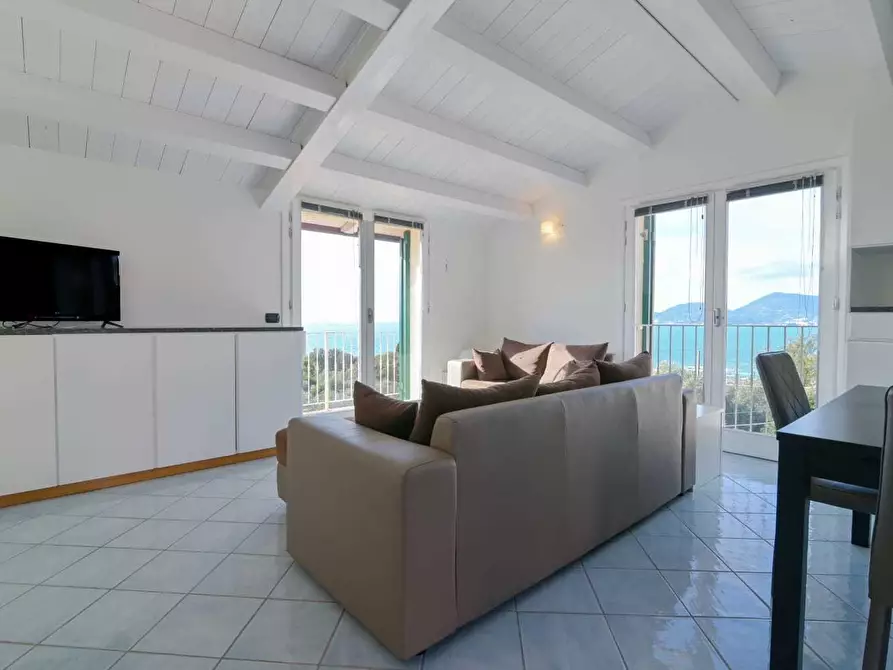 Immagine 18 di Appartamento in affitto  in via fiascherino a Lerici