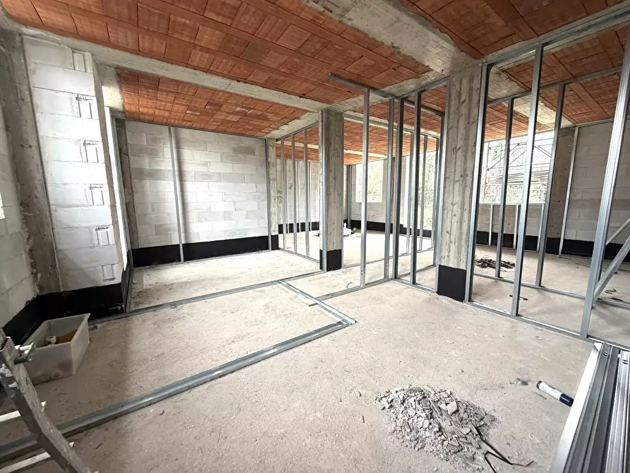 Immagine 19 di Appartamento in vendita  in Via Calzolara a Valsamoggia